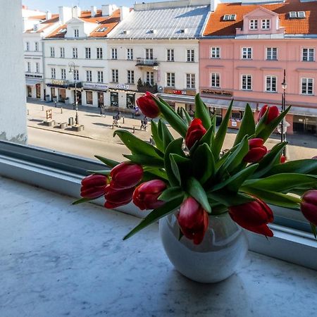 Apartament Luster I Obrazow Warsaw Exterior photo